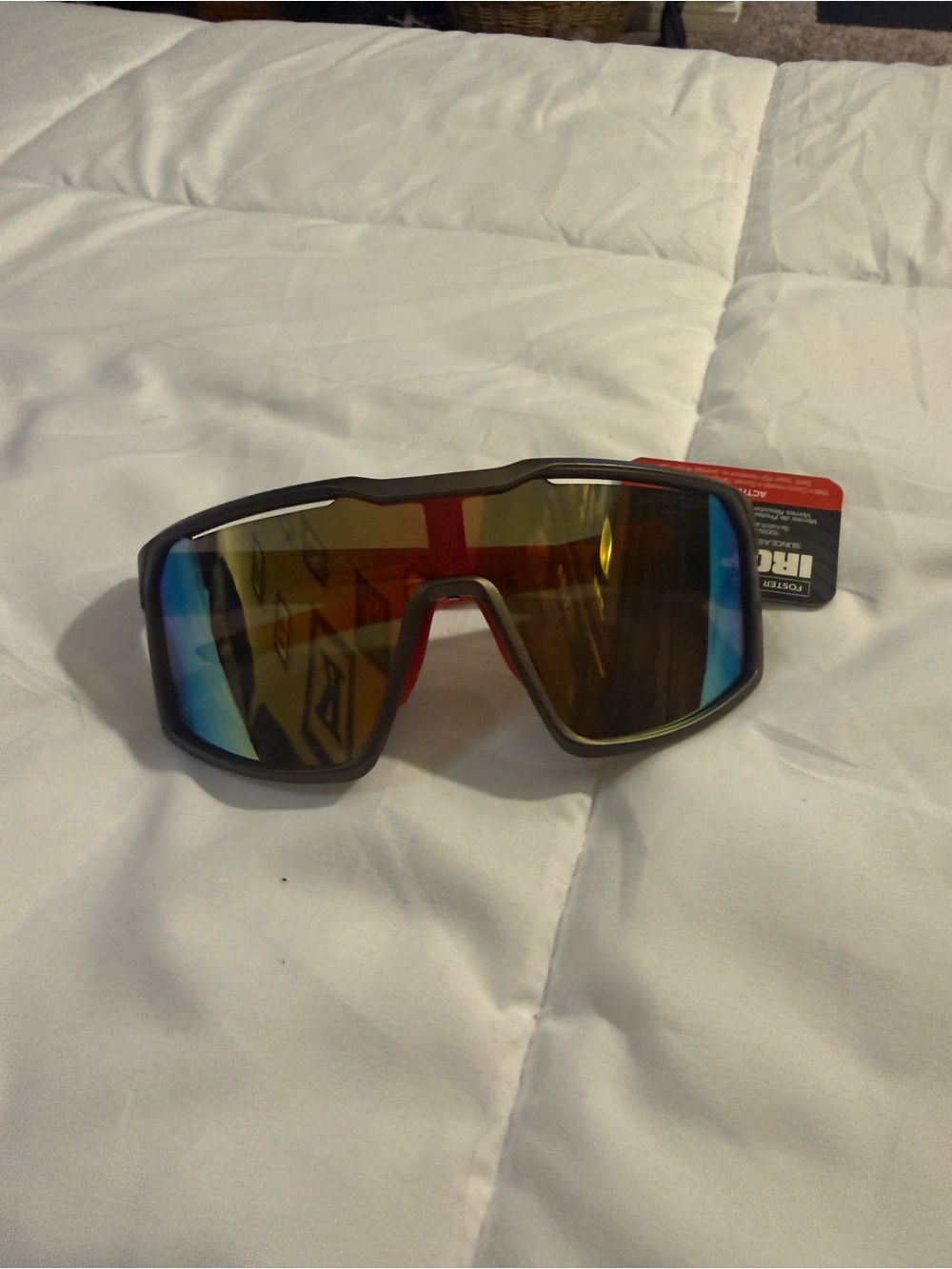 Sunglasses Tag